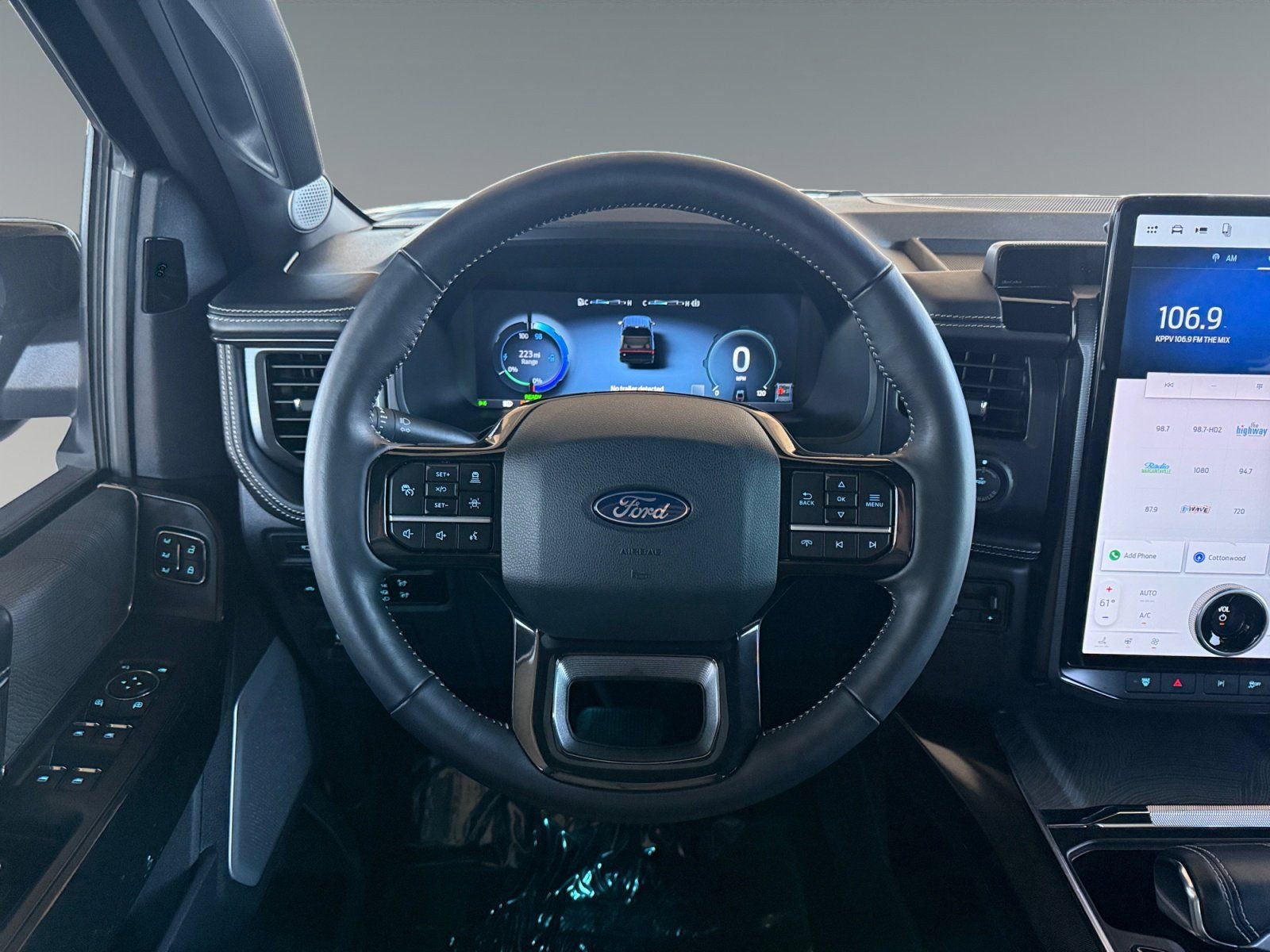 2024 Ford F-150 Lightning Platinum