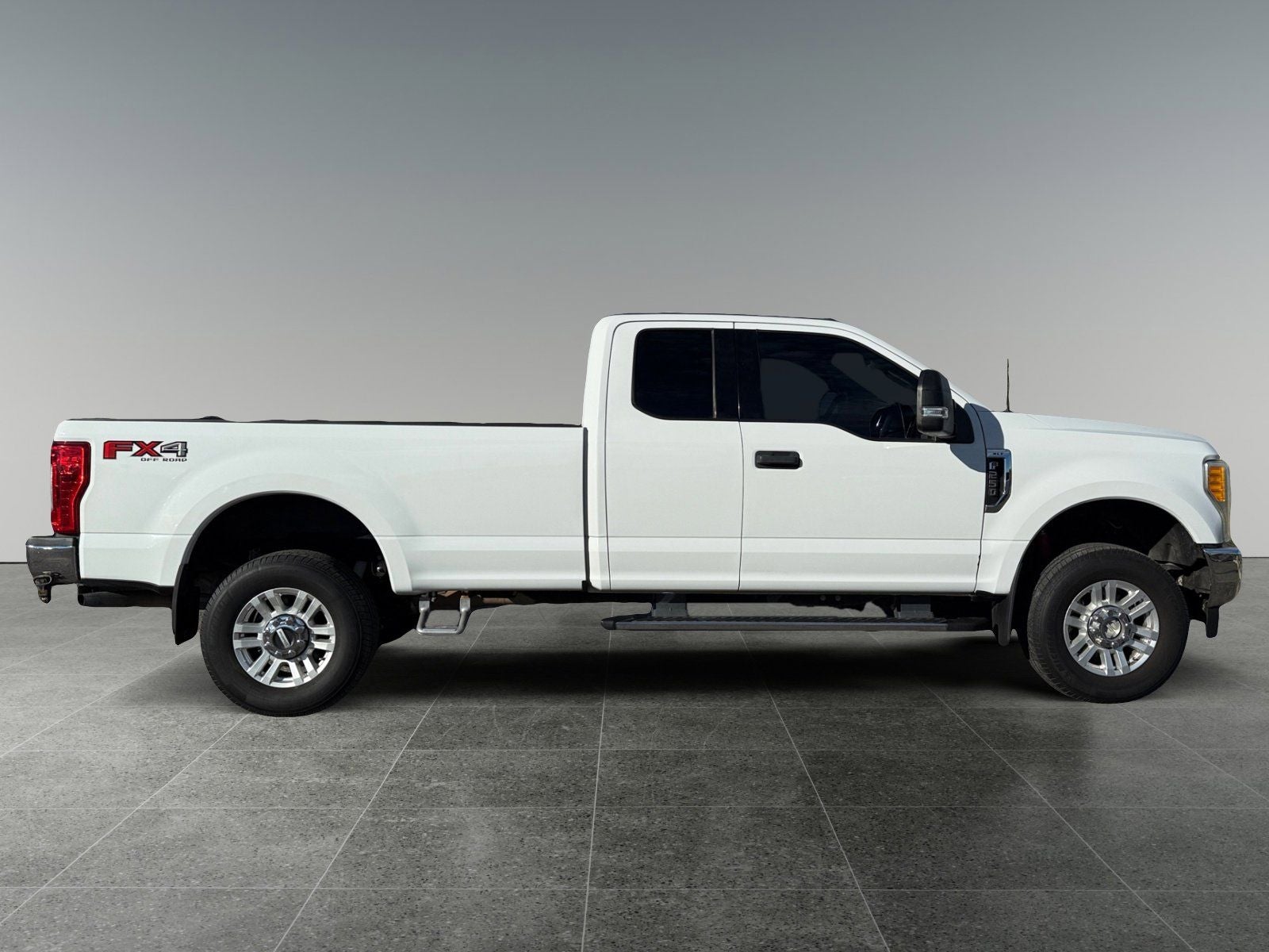 2017 Ford F-250SD XLT