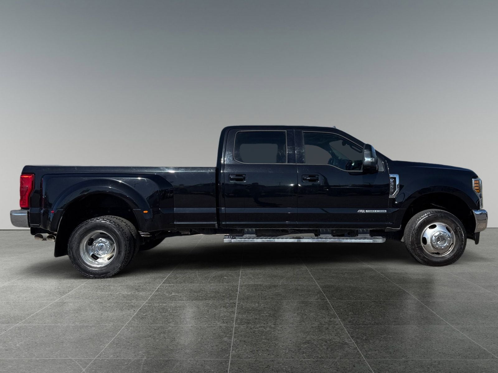 2019 Ford F-350SD Lariat DRW