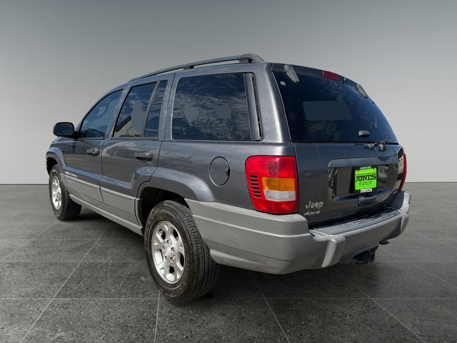 2002 Jeep Grand Cherokee Sport