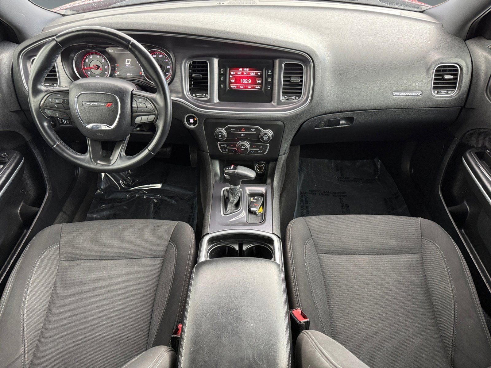 2017 Dodge Charger SE