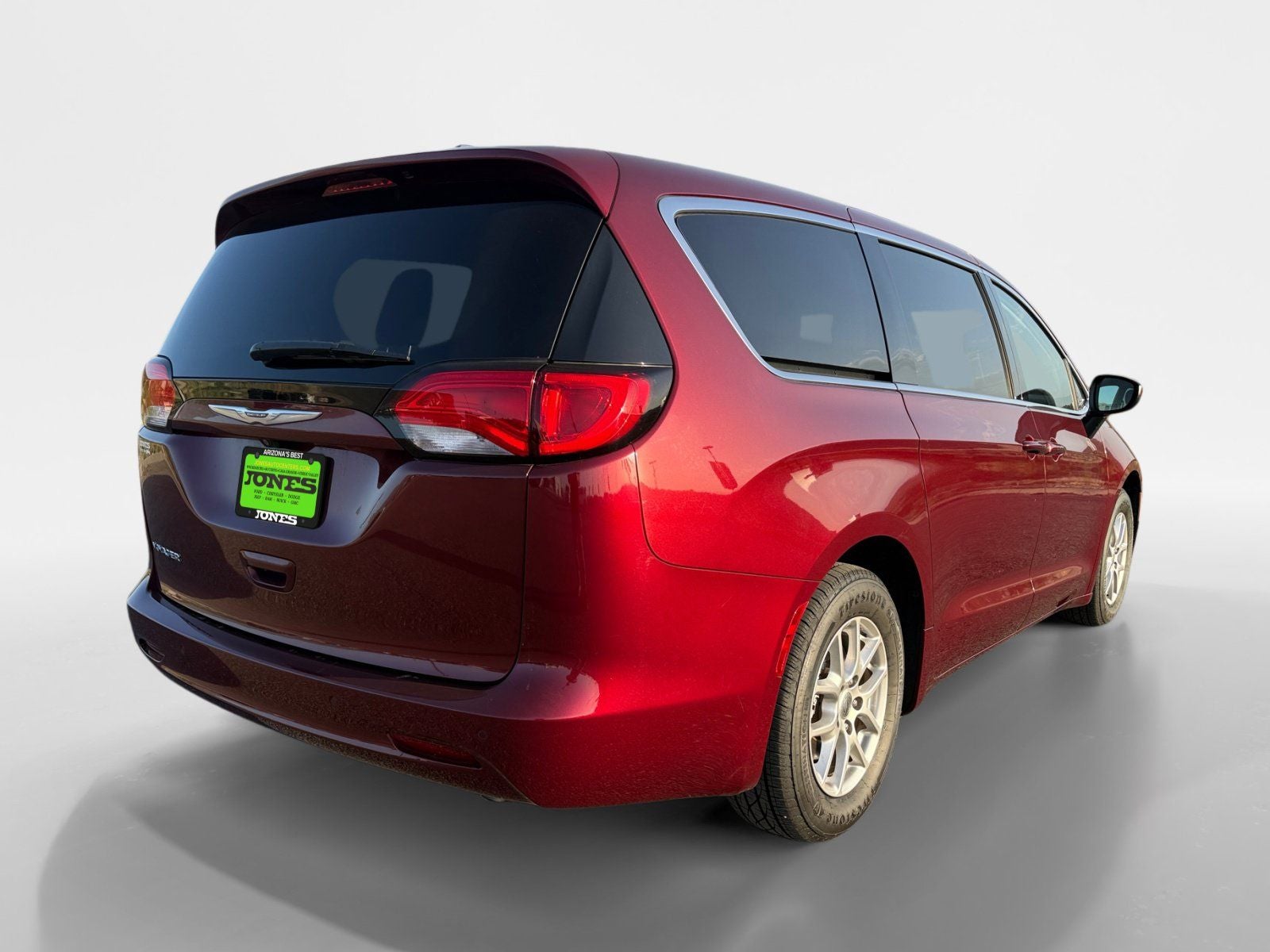 2021 Chrysler Voyager LX