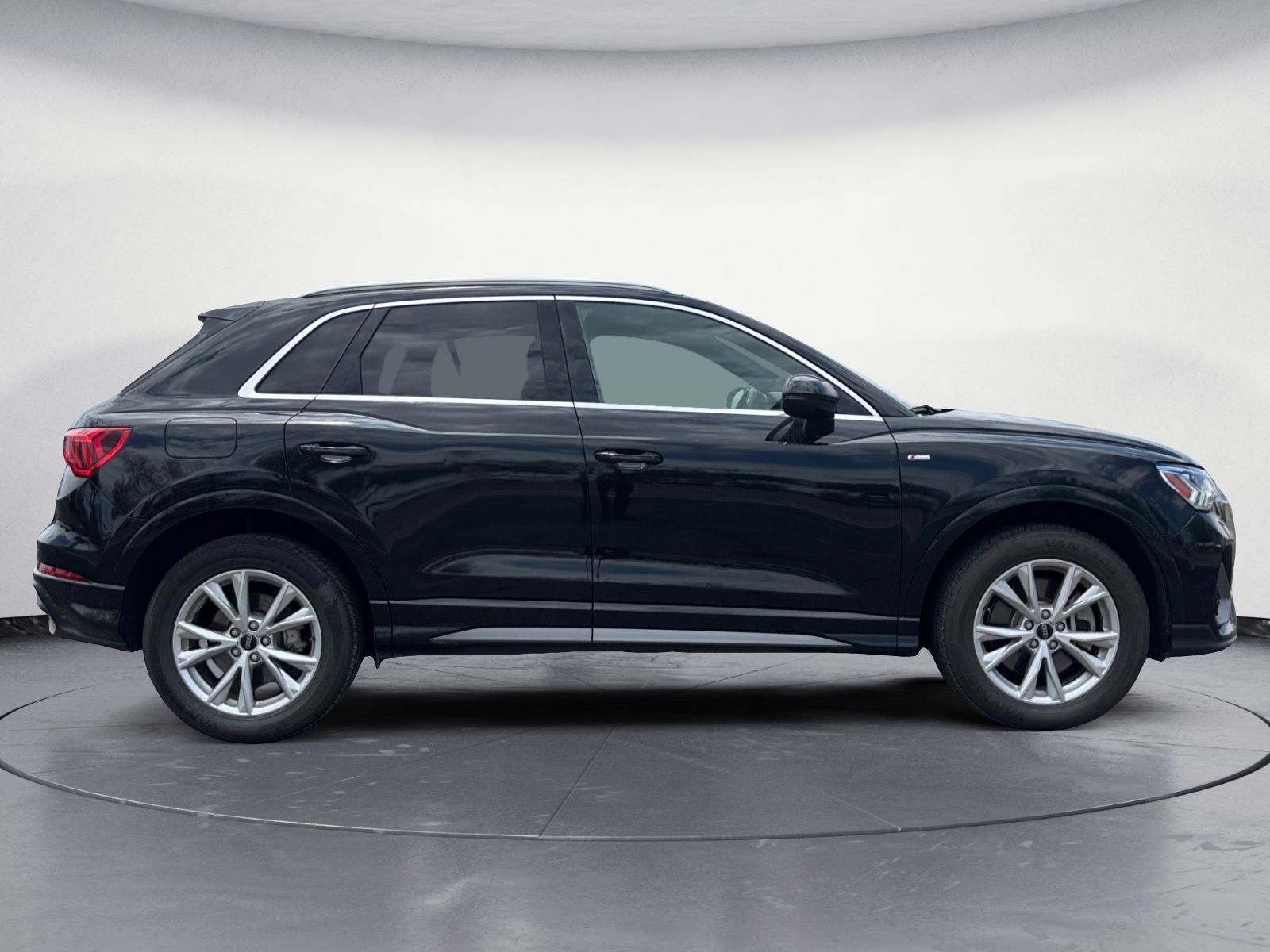 2022 Audi Q3 Premium Plus S Line quattro