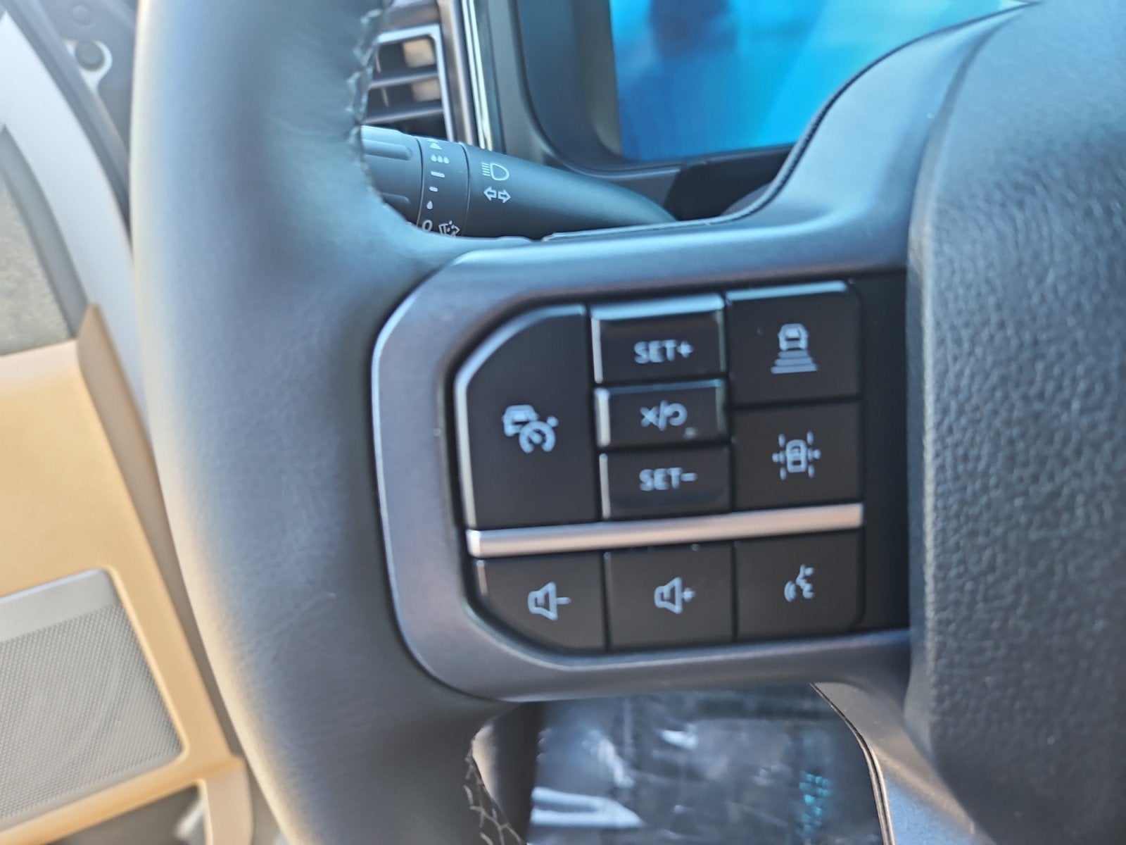 2025 Ford F-350SD Lariat