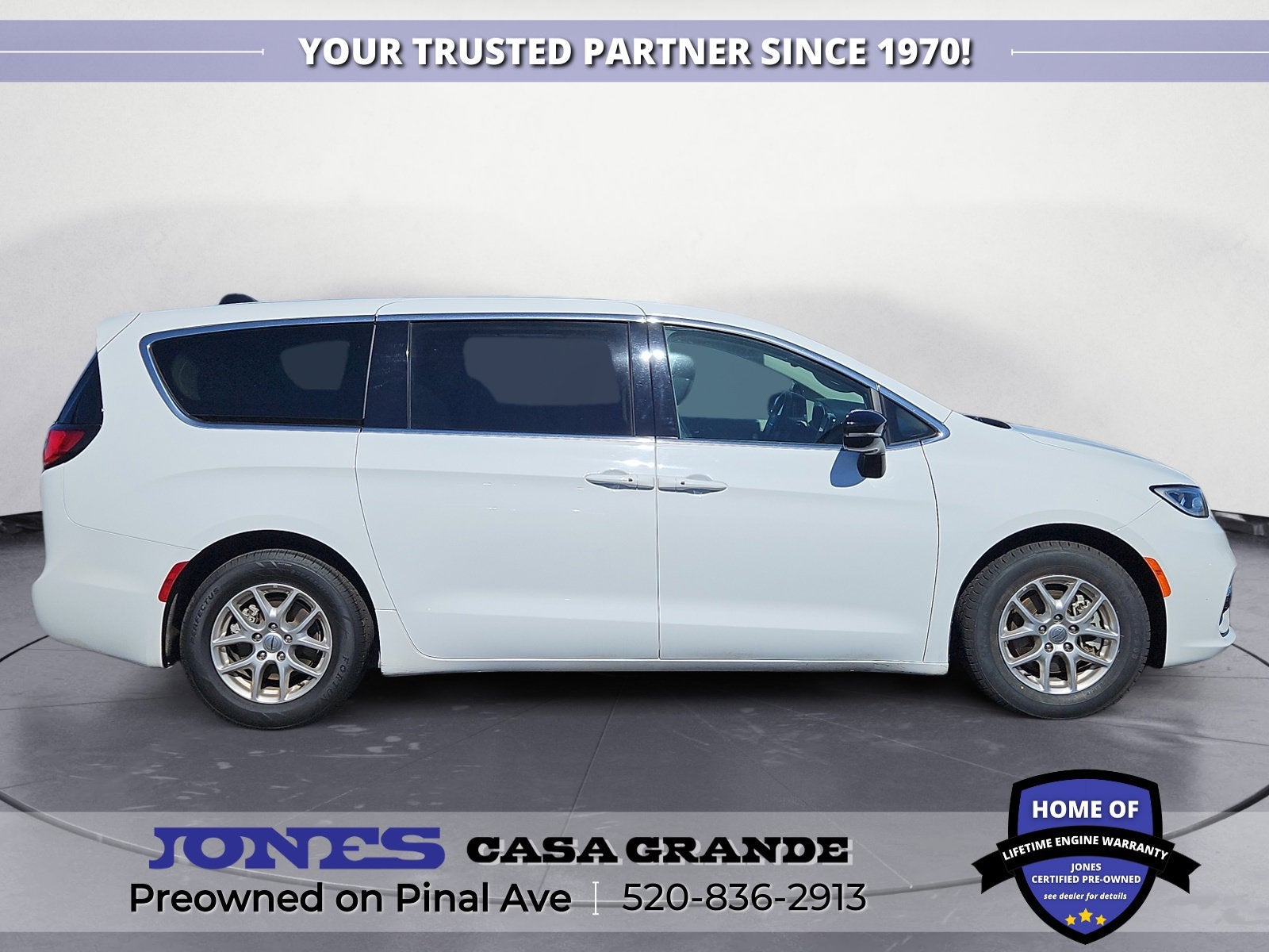 2024 Chrysler Pacifica Touring L