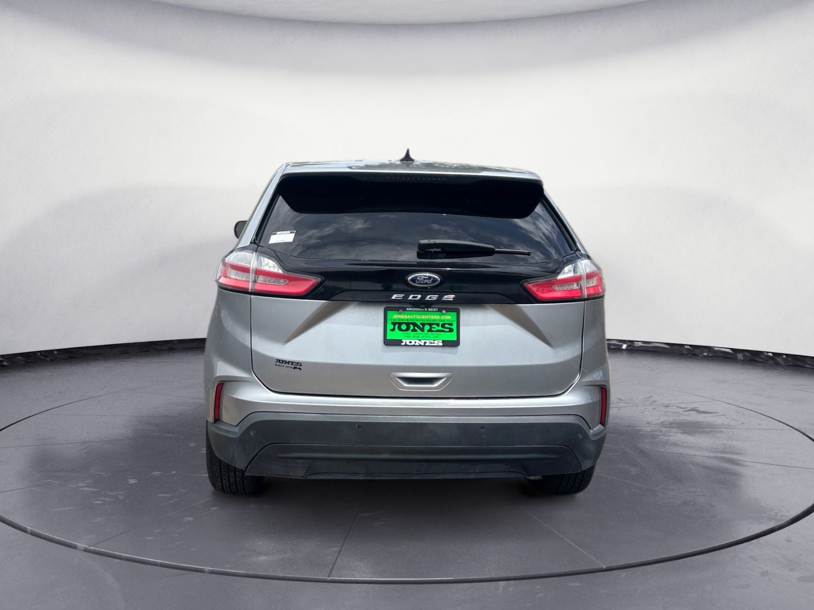 2021 Ford Edge SE