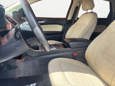 2021 Ford Edge SE