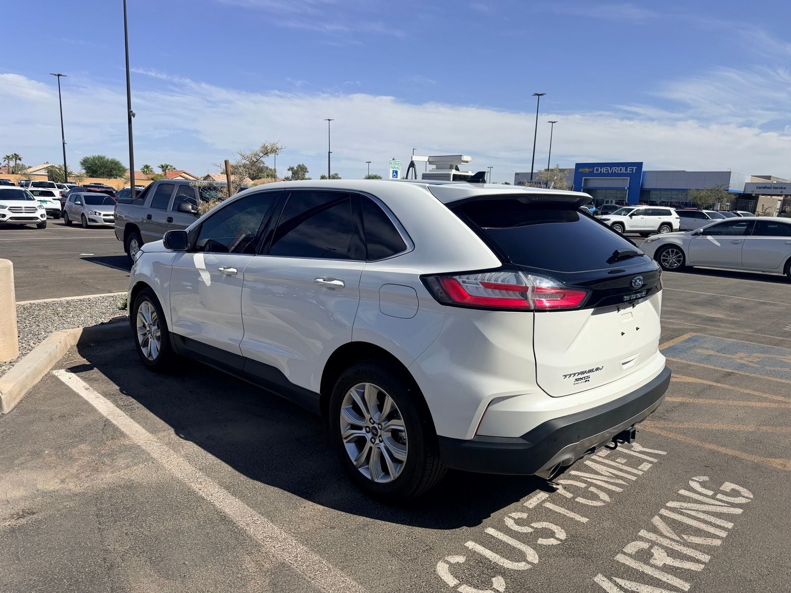 2022 Ford Edge Titanium