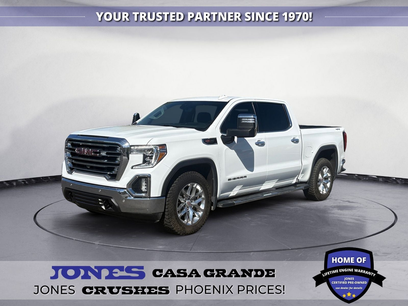 2022 GMC Sierra 4WD Crew Cab Short Box SLT's photo