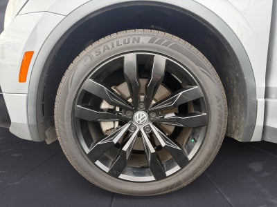 2021 Volkswagen Tiguan 2.0T SE R-Line Black
