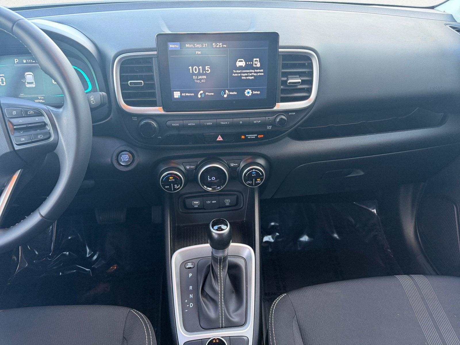 2025 Hyundai Venue SEL
