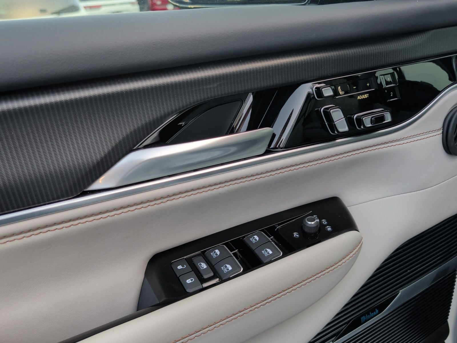 2026 Jeep Grand Wagoneer Summit Obsidian