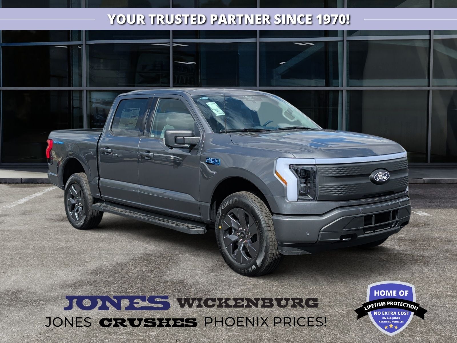 2025 Ford F-150 Lightning Flash