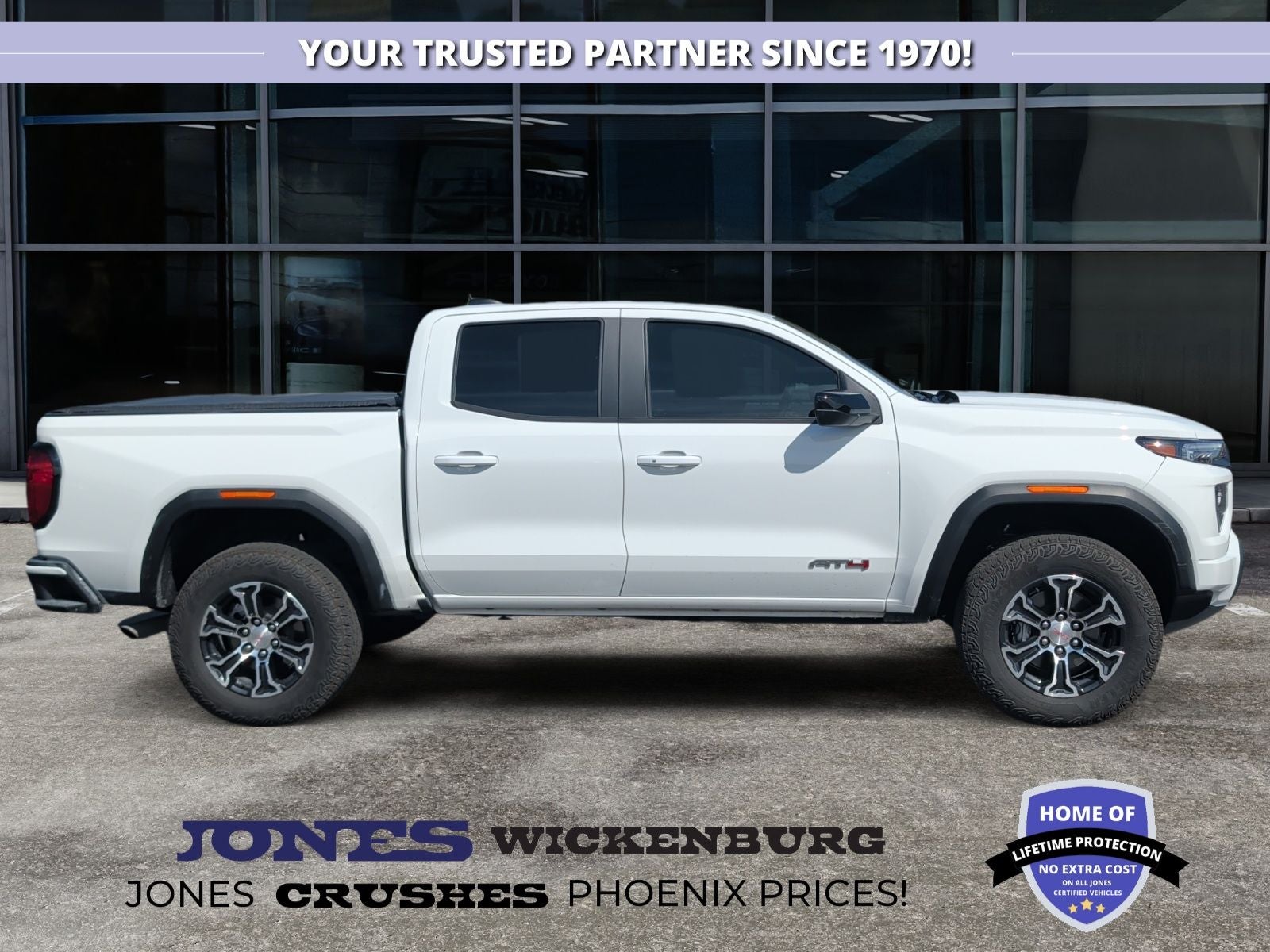 2025 GMC Canyon AT4