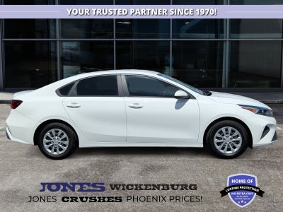 2023 Kia Forte LX