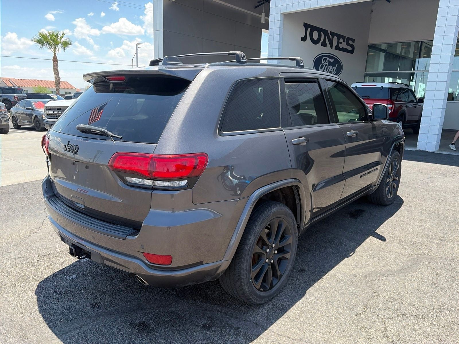 2020 Jeep Grand Cherokee Altitude