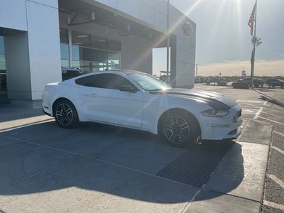 2022 Ford Mustang EcoBoost