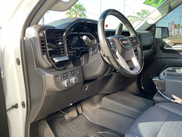 2023 GMC Sierra 1500 SLE