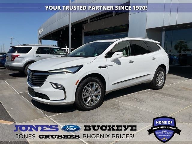 2023 Buick Enclave Essence