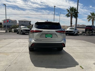 2024 Toyota Highlander LE