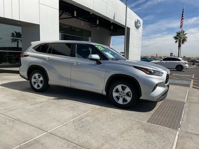 2024 Toyota Highlander LE