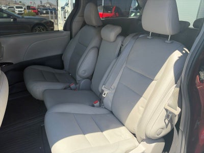 2019 Toyota Sienna XLE