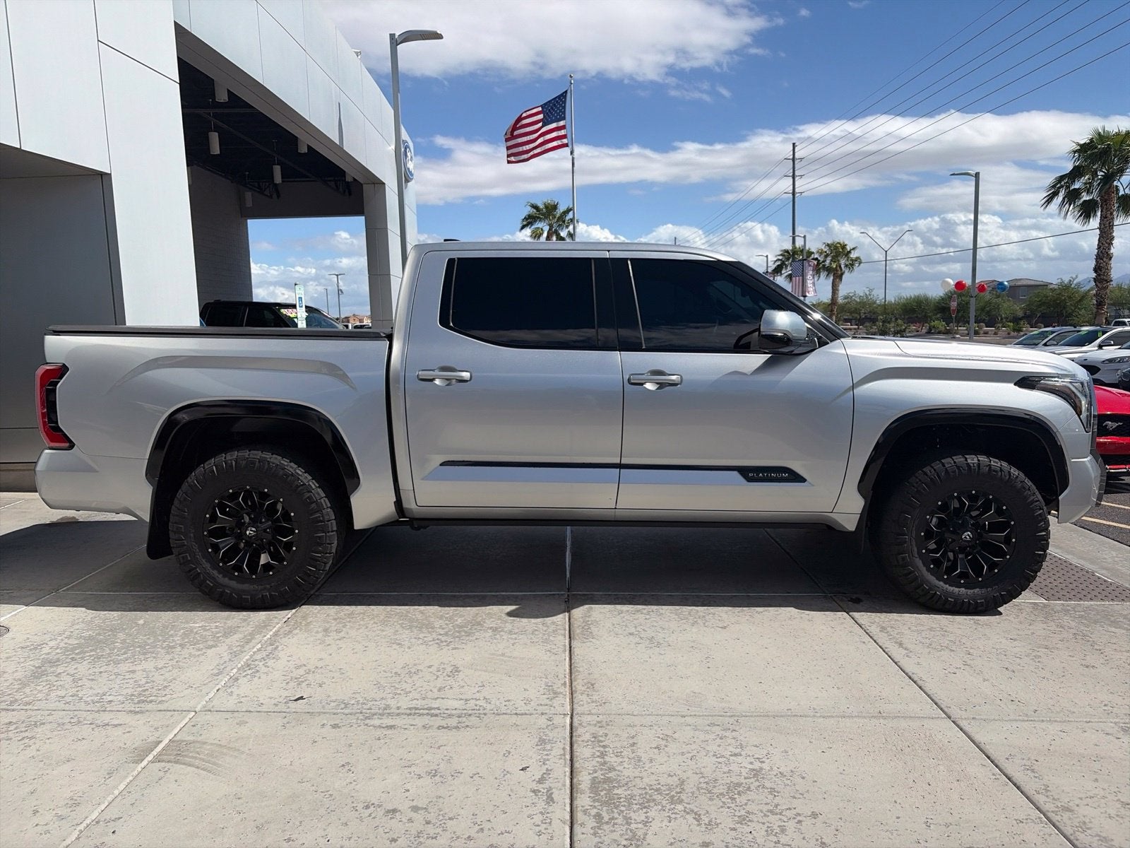 2023 Toyota Tundra Platinum