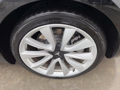 2018 Tesla Model 3 Base