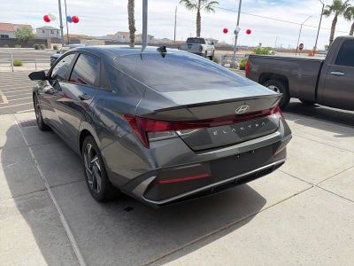 2025 Hyundai Elantra SEL Sport