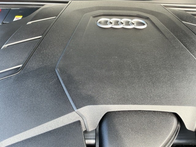 2022 Audi Q8 55 Premium Plus quattro