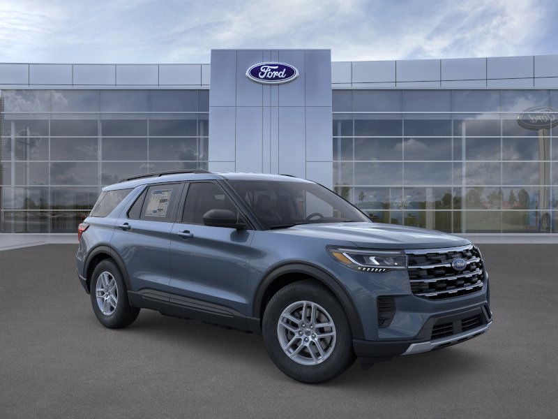 2026 Ford Explorer XLT