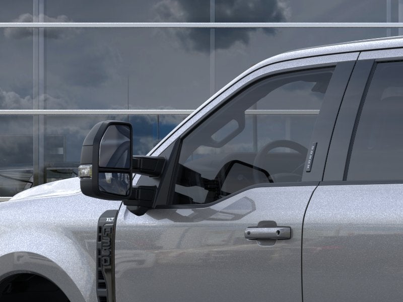 2026 Ford Super Duty F-350 SRW XLT