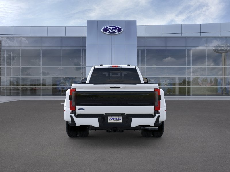 2026 Ford Super Duty F-350 DRW F-350® Platinum®