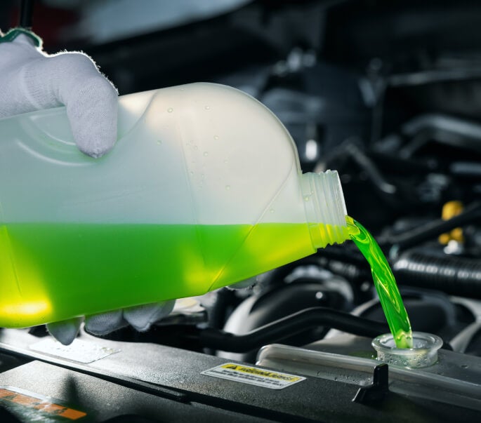 Car Fluid: What Fluids Need to Be Changed in a Car?